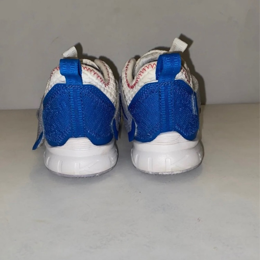 Nike shoes - Picture 6 of 8